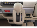 CVT(無段変速機)を採用しています!走行シーンにマッチした変速比で快適ドライブが出来ます♪