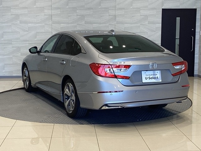 ホンダ アコード 2.0 EX の中古車詳細 (64,000km, グレールナシルバーM