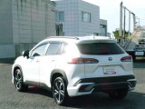 明るく広々、落ち着いた店内では、中古車のご検討・ご購入のほか、携帯電話(au)の購入等、様々なご相談に幅広く応えていきます♪