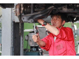 国家資格整備士在籍。納車前は自社工場でしっかり点検整備してお渡しします。