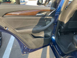 BMWを熟知したメカニックによる100項目の点検・整備を行います。不具合箇所、交換時期に達している部品に関しましては、全て当社負担で交換してからのご納車となります