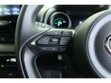 【ステアリングスイッチ】オーディオの音量調整やソース切り替えができる安全機能です!運転中でも簡単に操作できるのでとても便利です♪