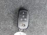 キーをポケットやカバンに入れておくだけでドアの施錠・開錠やエンジンスタートの操作が簡単です!