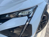 ●LEDヘッドライト:高寿命LEDヘッドライトで、安全運転を支える良好な視界を!