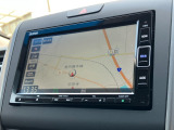 純正インターナビ付きでフルセグ・DVD再生・Bluetoothなど付いてとても便利な車両です♪