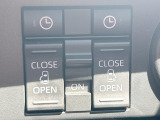 【両側パワースライドドア】スマートキーや運転席のスイッチで後席両側スライドドアの開閉が可能♪電動だから力を入れてドアを開ける必要が無く、小さなお子様でも簡単に開け閉めでき快適です♪