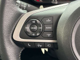 運転中、オーディオの操作をしてて、ハッとしたことはありませんか?ステアリングスイッチは、運転中でもハンドルでオーディオの操作が可能です。安全なドライブをサポートします。