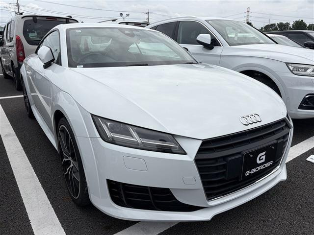 TTクーペ 2.0 TFSI 禁煙車 レザーパッケージ