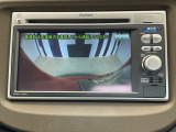 バックカメラ付きで後方の確認も安心です!スムーズな駐車・車庫入れをサポートいたします!