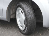 【ホイールキャップ】車に良く似合う純正ホイールキャップが装備されています。ノーマルタイヤ、スタッドレスタイヤもホンダカーズ総社にお任せください。