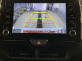 バックモニターで、後方確認しながら安心して駐車することができます。車庫入れが苦手な方にも安心です。※カメラが映し出す範囲は限られています。必ず車両周辺の安全を直接確認してください