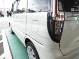 雪道ラクラク4WD☆全方位モニター付き9インチナビ☆助手席パワスラ☆ETC☆マット☆バイザー☆当社デモカー☆すぐ乗れます☆