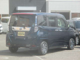 カーマックスは安心の自社認証工場、自社鈑金工場完備しております。お客様をトータルサポート致します。 ご購入後のアフターもお任せください。