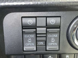 両側電動スライドドアで狭い所でも乗り降り楽々です!