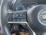 オーディオ等の操作ができるハンドルスイッチ付!手元で操作できるので運転中でも安心です☆