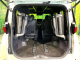 普段のお買い物や通勤、送迎等に十分な荷室スペースを確保しております。セカンドシートを倒すと、大きな荷物の積載も可能です♪