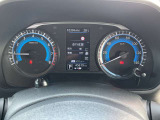 視認性の高いメーターで運転情報を的確に把握できます!