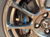 【ブレンボ製キャリパー】ハイパワー車両には強力なブレーキが必須!世界のスーパーカーにも採用されるイタリアの高級メーカー「ブレンボ」を装着!色鮮やかなキャリパーがスポーティな印象を引き立てます♪