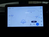 10.5インチのディスプレイオーディオ装着です。スマホとの通信で様々なサービスが楽しめます。TV視聴にも対応しています。