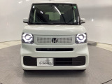 お客様に安全で快適なカーライフをお送りいただくために、中古車にも高いレベルの品質基準を設け、その基準に従って、全ての中古車について納車前整備を実施しています。