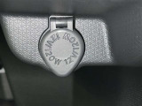 シガーソケット用の充電器が使用可能です!
