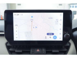 ディスプレイオーディオを装備。スマホとクルマをつなぐことで、これまでのナビに加えて、いろんなサービスが楽しめます。