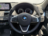 BMW専門のメカニックが、100項目にも上るポイントを徹底的にチェック。交換基準に達した部品があれば、弊社負担にて交換後、お客様へご納車致します。