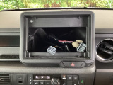 オーディオレスなので、お好みのオーディオシステムを搭載することができます。その際は、ぜひ当店にお任せください。