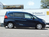 車輌右横になります!車両販売や買取、車検、点検その他一般整備、板金修理、任意保険などなどお車のことならなんでもお任せください!整備や修理もお安く頑張らせて戴きます!