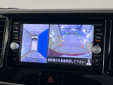駐車時に周りの様子が見えるアラウンドビューモニター付きですので駐車時も安心ですよ!