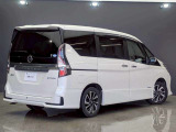 人気のセレナが入庫しました。是非現車を見にご来店下さい。