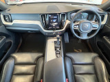 大人気SUVのXC60が入庫しました!harman kardonサウンドシステム搭載!さらに快適装備や安全装備盛りだくさん!楽しいドライブが出来そうですね♪