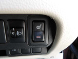 運転席シートヒーター装備