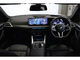 実車がストックヤードに保管されている場合がございます。ご来店前にご連絡をお願いいたします。