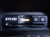 ■【ETC車載器】が装備されています。セットアップをしてお渡しとなり、ETCカードを差し込むだけで高速道路の利用が可能です。