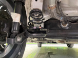 お車を安心してお乗りいただく為には、足回りの定期点検が欠かせません。サービスサポート(有償保証)では無料点検もご提供しており、安心のカーライフをお過ごしいただけるサポート体制が整っています。