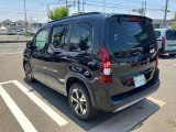 コーナーセンサー付きですので駐車も安心です。