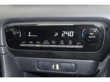 トヨタ認定中古車保証付!(1年間、距離無制限 HV車はHV保証付) 別途延長保証もご用意しております♪ ぜひ現車を確認にご来店ください