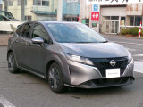 【車検・点検もおまかせください】 お買い上げ頂いたお車の整備も当社工場で行います。ディーラー基準の安心な整備でお客様の車検・点検もサポートします。