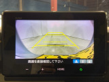 リヤカメラ表示時では視点を変更することもできます。
