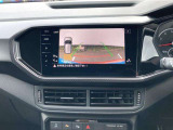 前後パーキングセンサー&リアビューカメラで、車庫入れも安心です。パーキングセンサーは音だけでなくモニターで接近情報を確認出来てより安心です。