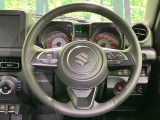【純正革巻きステアリング】上質な革を使用することで、手にしっかり馴染みとても運転しやすいハンドルです♪