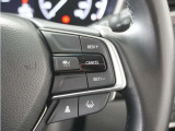 ◆アダプティブクルーズコントロール◆予め設定した車速内でクルマが自動的に加減速。前走車との適切な車間距離を維持しながら追従走行します。【LKAS】車線維持支援システムでステアリング操作を支援。