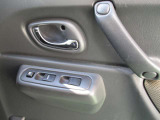 中古車センター 0778-52-3252 (新車・中古車販売店)       本社サービス工場 0778-52-1246 (車検・修理工場)                営業・整備スタッフ一同ご連絡、ご来店をお待ちしてます。