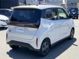 遠方への旅行など、長距離ドライブでも楽しむことができる工夫を多く備えております。本体価格の中には日産中古車の保証である走行距離無制限の『ワイド保証』が含まれております。