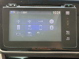 CD・DVD・フルセグTVが楽しめ、USB・Bluetoothにも対応しています。