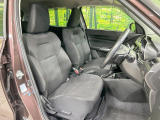 ドライバーによって運転しやすいポジションは異なり、あの車はどうなのか不安なこともありますよね。気になるお車は店頭で乗り込んでご確認いただけます♪