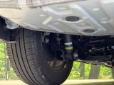 お車を安心してお乗りいただく為には、足回りの定期点検が欠かせません。サービスサポート(有償保証)では無料点検もご提供しており、安心のカーライフをお過ごしいただけるサポート体制が整っています。
