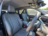 サービスにはドイツ本国と同様に教育と訓練を受け、BMWを知り尽くした「マイスターメカニック」が数多く在籍しております。納車前点検整備で、お客様に安心と安全をお届けいたします。