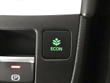 ★ECONスイッチ★ エコドライブを加速しよう!スイッチをONにすると、運転の仕方によるロスを抑え込み燃費をよくするようクルマが頑張ります(*^ー^*)燃費向上にチャレンジ♪